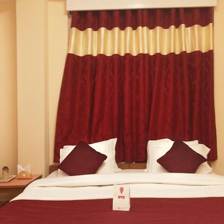 Oyo 13521 Sudhriti Hotel Siliguri Εξωτερικό φωτογραφία