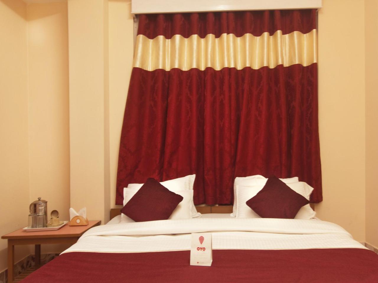 Oyo 13521 Sudhriti Hotel Siliguri Εξωτερικό φωτογραφία